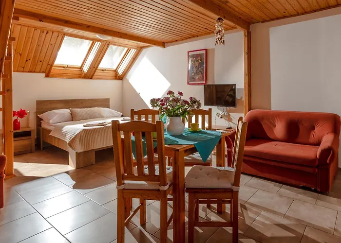 Dom Goscinny W Lesie 3*