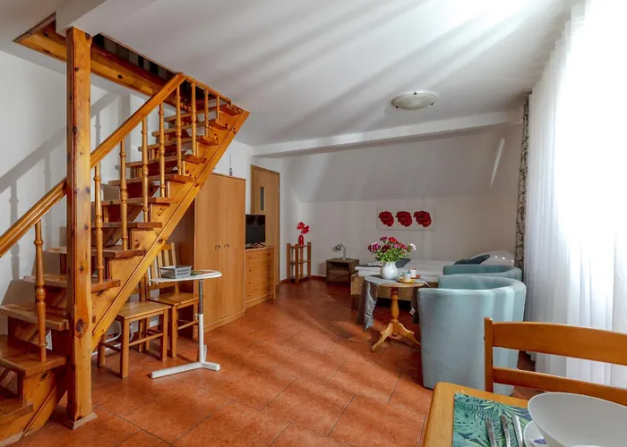 招待所 Dom Goscinny W Lesie 波别罗沃